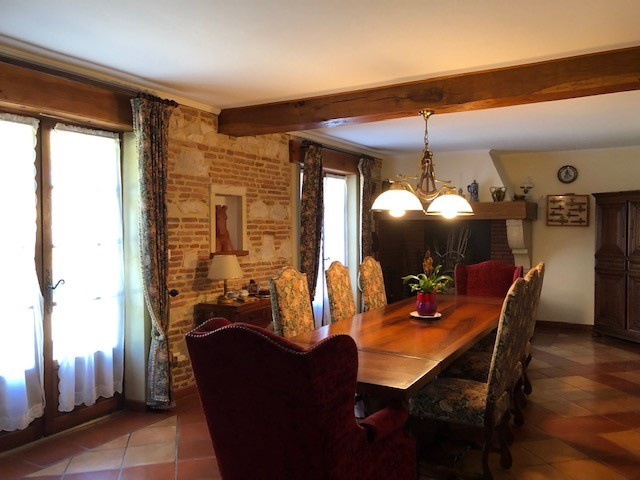 Toulouse,31000,5 Bedrooms Bedrooms,9 Rooms Rooms,1 la Salle de bainBathrooms,Propriété,1000
